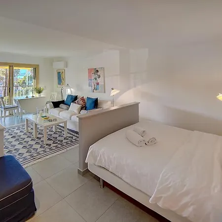 Immogroom - Terrace - Ac - 1min From The Beach Cannes